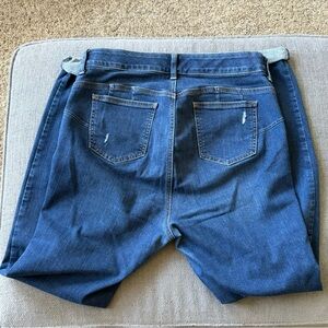 Torrid Bombshell Straight Premium Stretch distressed jeans 14T